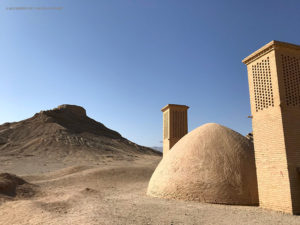 torri del silenzio zoroastriane (Yazd, Iran)